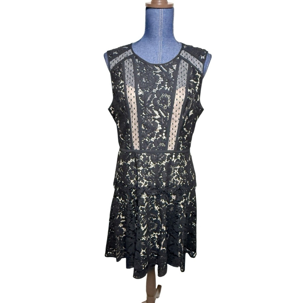 BCBG Max Azria  Lace Dress Woman's Size 12 Black Nude Fit Flare Cocktail Party